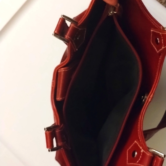 Purse - Picture 3 of 4